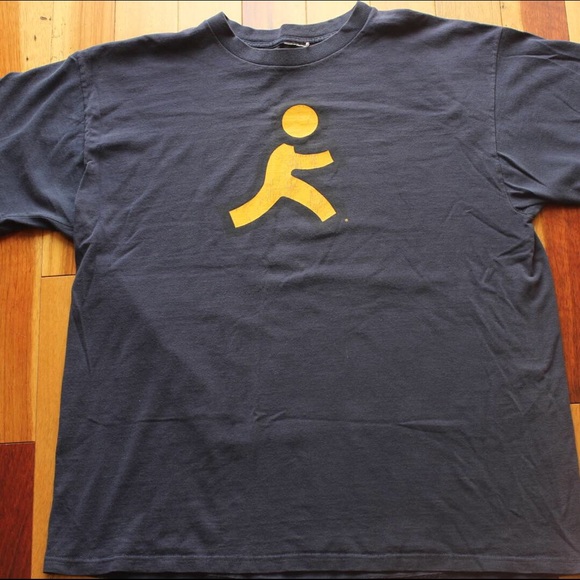 AOL shirt from early 2000’s - Picture 2 of 2
